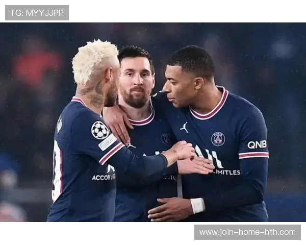 巴黎准备引入南美硬核中卫：构建坚不可摧的防线